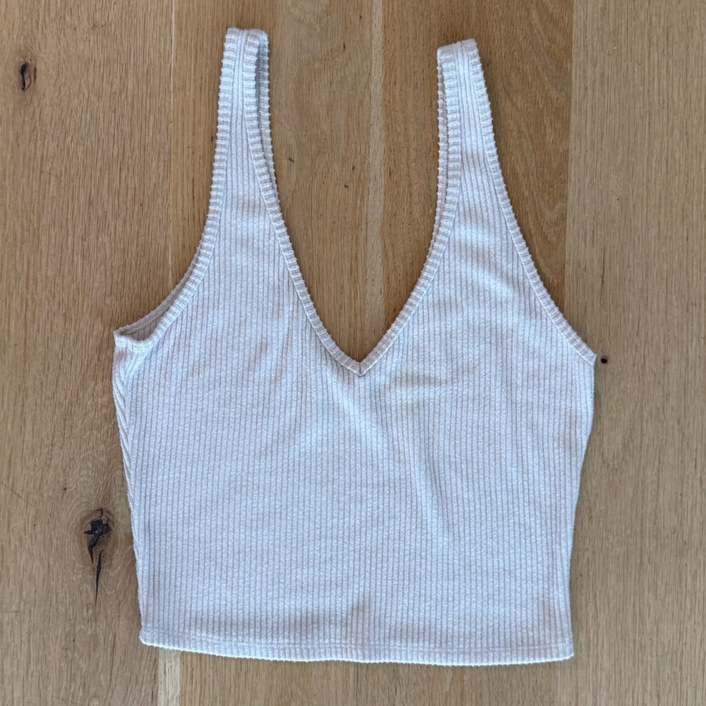 Abercrombie & Fitch Soft Ribbed V-Neck Tank Top - Cream